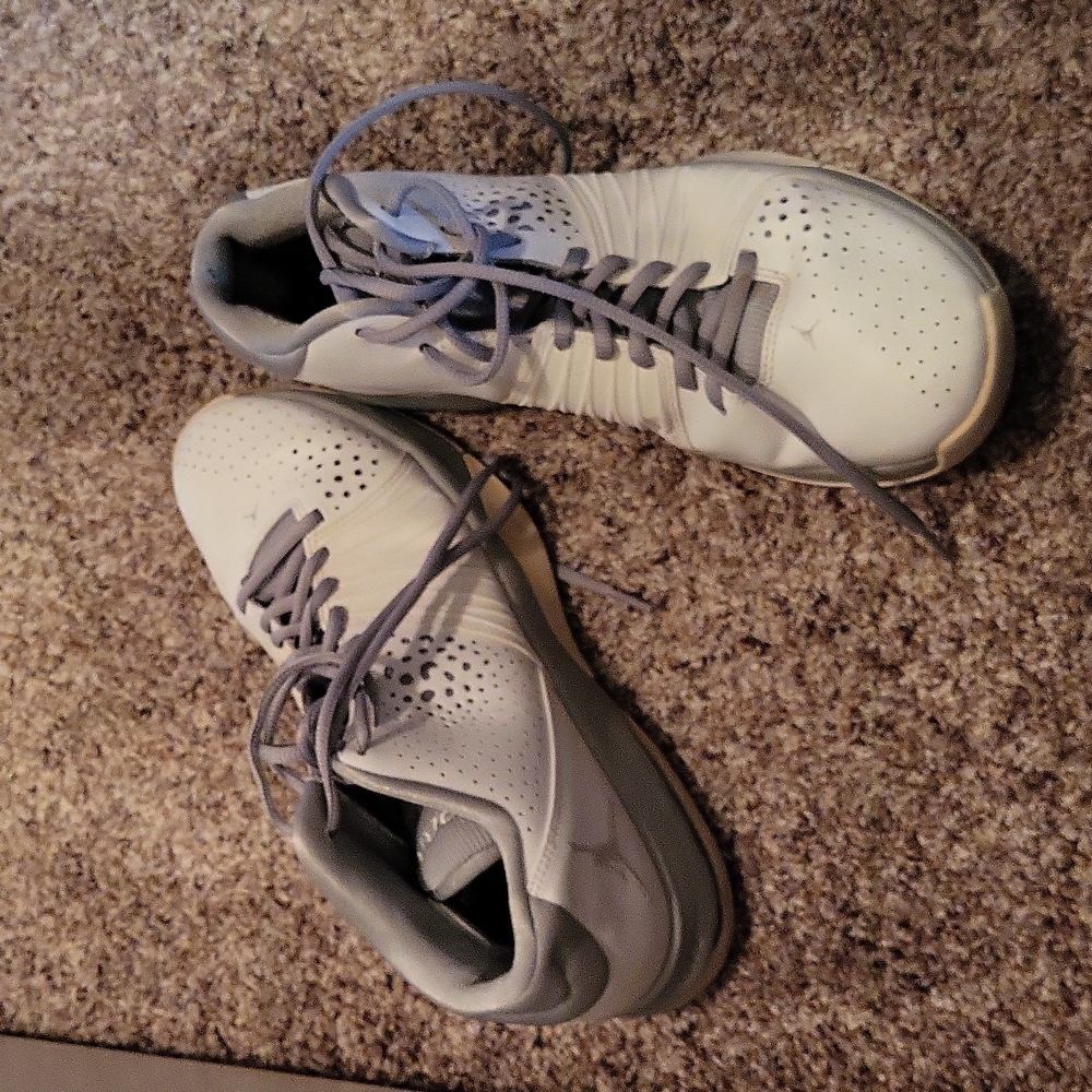 Mens Jordan Basketball shoes